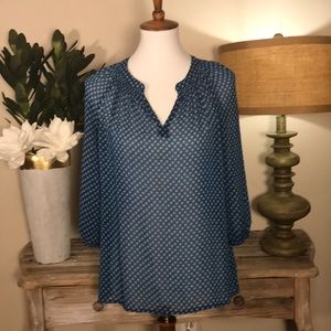 Old Navy blue & white open placket top SZ S
